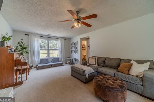 915 Downing Drive, Bethlehem, GA 30620