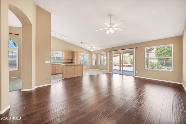 4502 E SAINT JOHN Road, Phoenix, AZ 85032