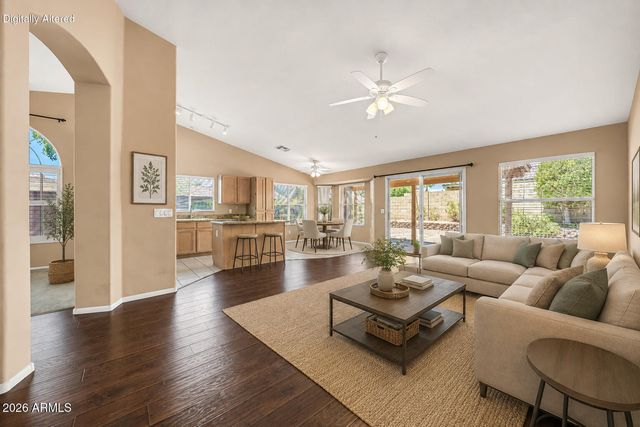 4502 E SAINT JOHN Road, Phoenix, AZ 85032