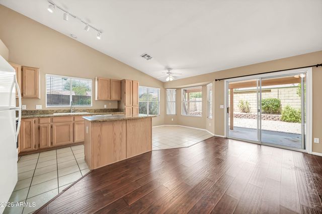 4502 E SAINT JOHN Road, Phoenix, AZ 85032