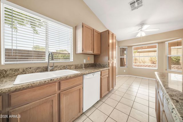 4502 E SAINT JOHN Road, Phoenix, AZ 85032