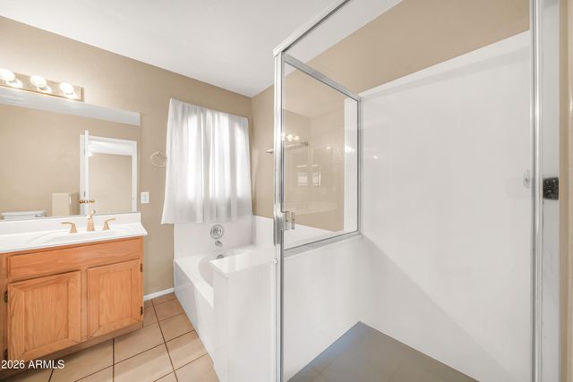 4502 E SAINT JOHN Road, Phoenix, AZ 85032