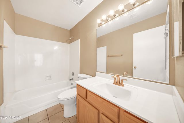 4502 E SAINT JOHN Road, Phoenix, AZ 85032