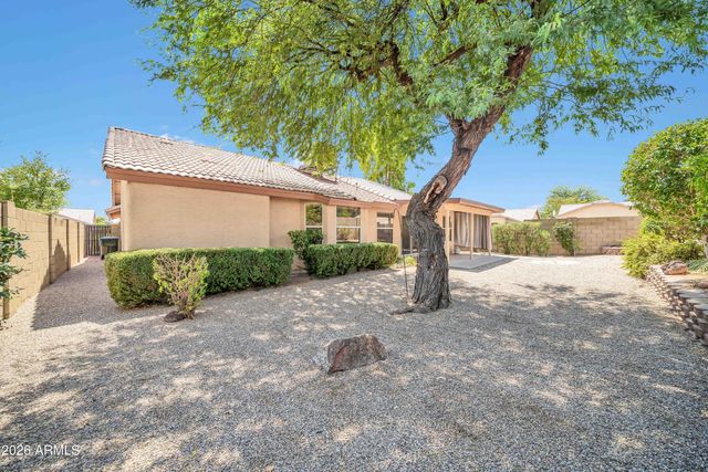 4502 E SAINT JOHN Road, Phoenix, AZ 85032