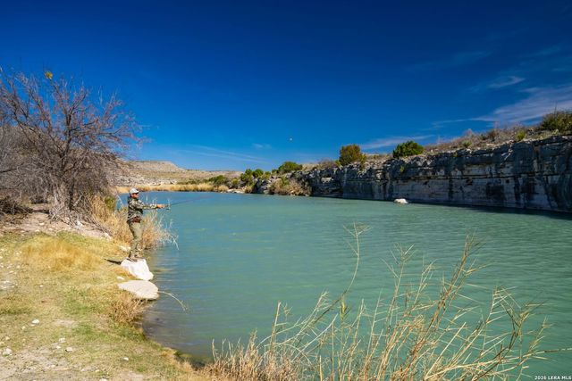 000 Pandale HWY, Pandale, TX 78840