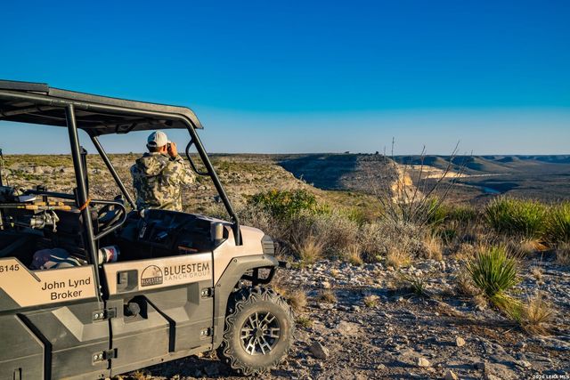 000 Pandale HWY, Pandale, TX 78840