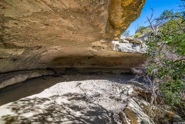 000 Pandale HWY, Pandale, TX 78840