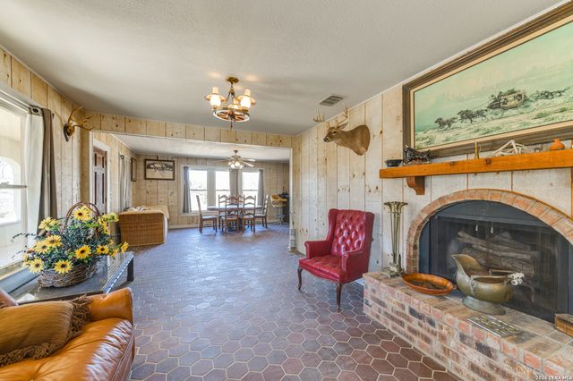 000 Pandale HWY, Pandale, TX 78840