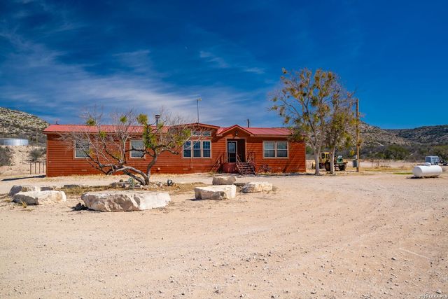 000 Pandale HWY, Pandale, TX 78840