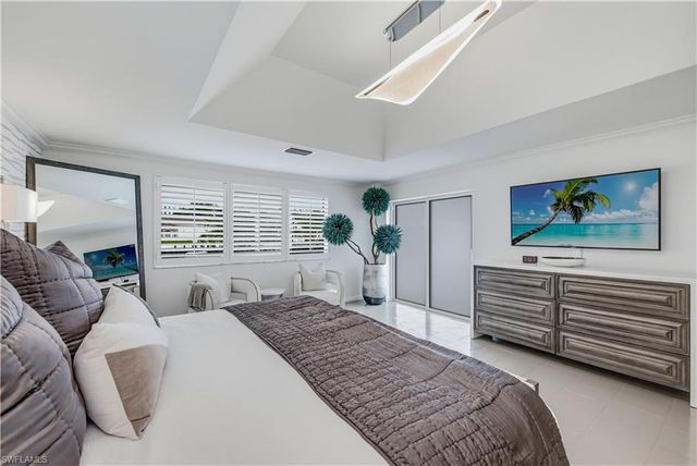 3737 Crayton RD, Naples, FL 34103