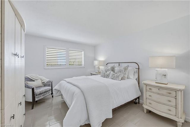 3737 Crayton RD, Naples, FL 34103