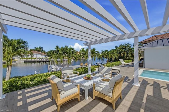 3737 Crayton RD, Naples, FL 34103