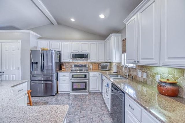 2300 S Main Street, Newcastle, OK 73065