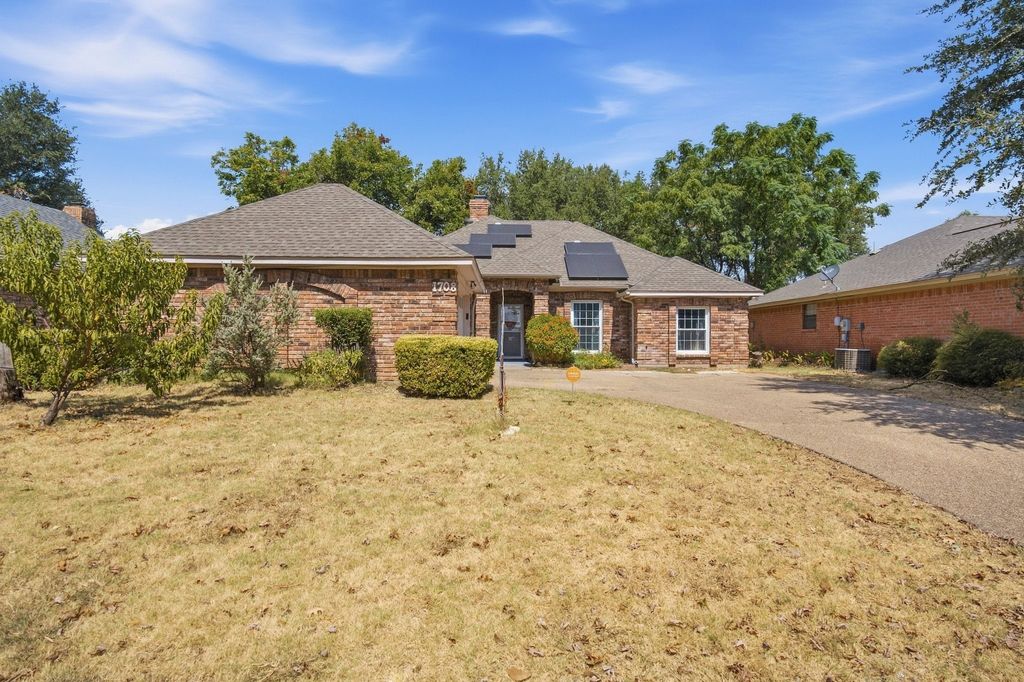 1708 Willow Vale Drive, Fort Worth, TX 76134 — photo 2
