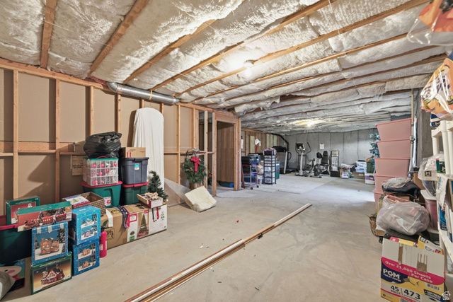 5467 W MAYFLOWER ST, West Jordan, UT 84081