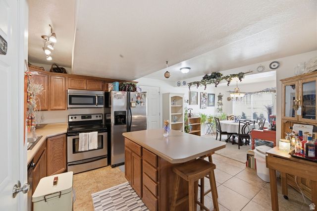 5467 W MAYFLOWER ST, West Jordan, UT 84081