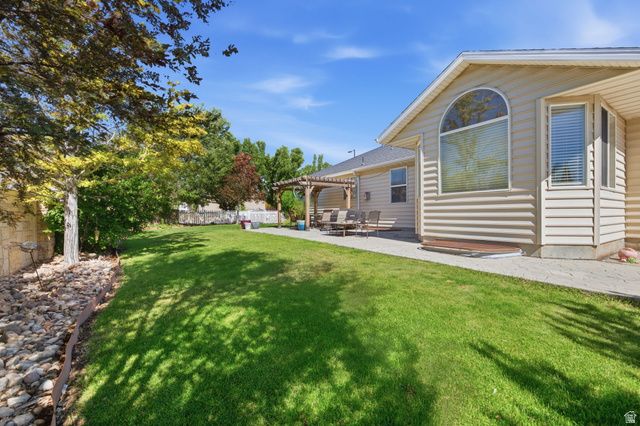 5467 W MAYFLOWER ST, West Jordan, UT 84081
