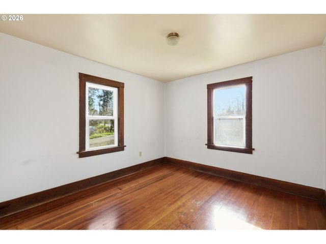 36725 JASPER Rd, Jasper, OR 97478