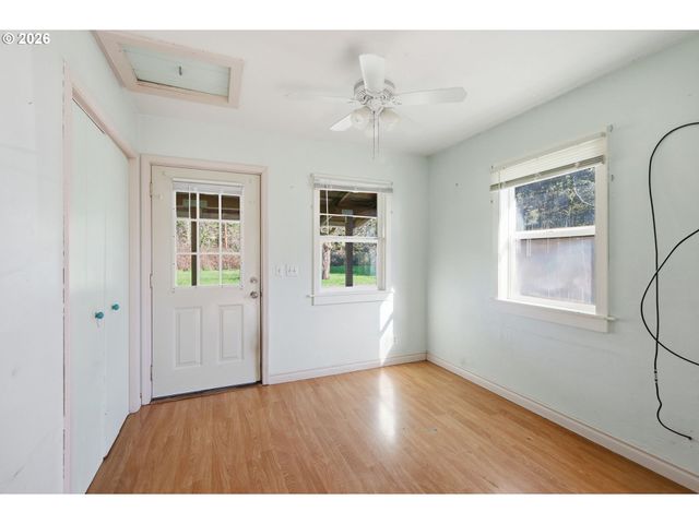 36725 JASPER Rd, Jasper, OR 97478