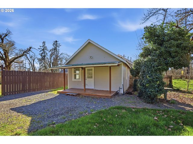 36725 JASPER Rd, Jasper, OR 97478