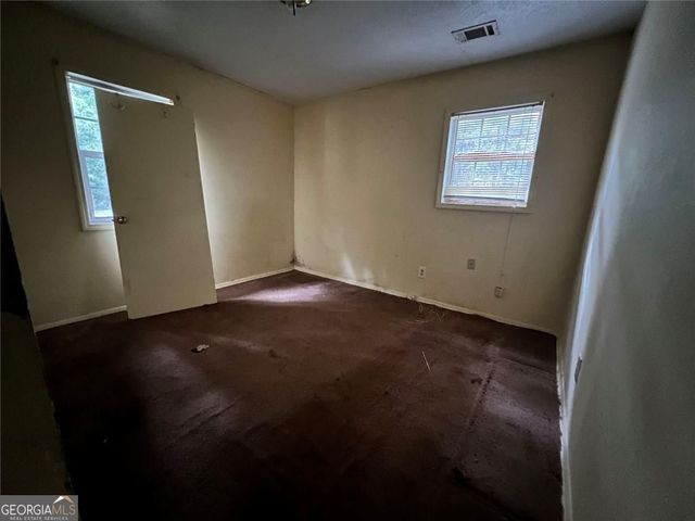118 Meriwether Street, Grantville, GA 30220