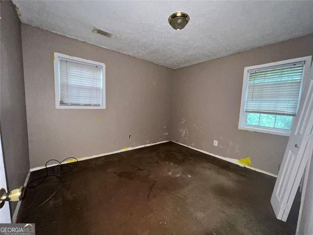 118 Meriwether Street, Grantville, GA 30220