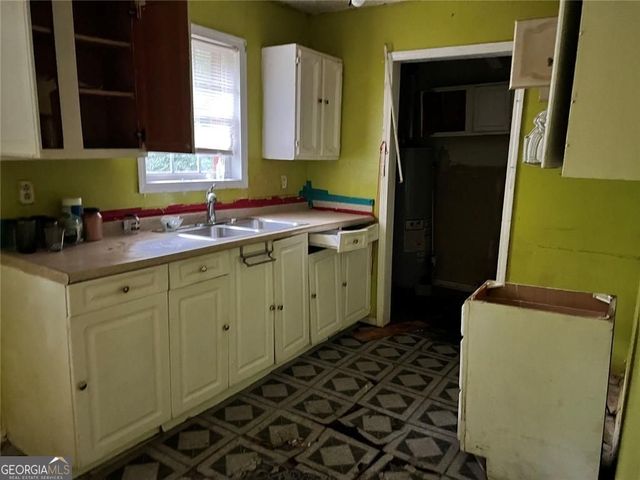 118 Meriwether Street, Grantville, GA 30220