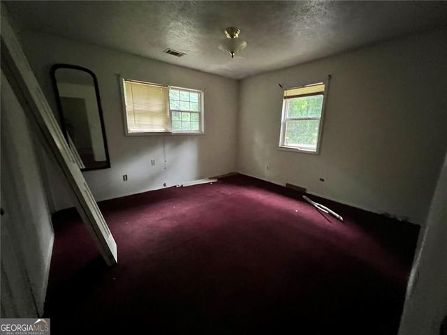 118 Meriwether Street, Grantville, GA 30220