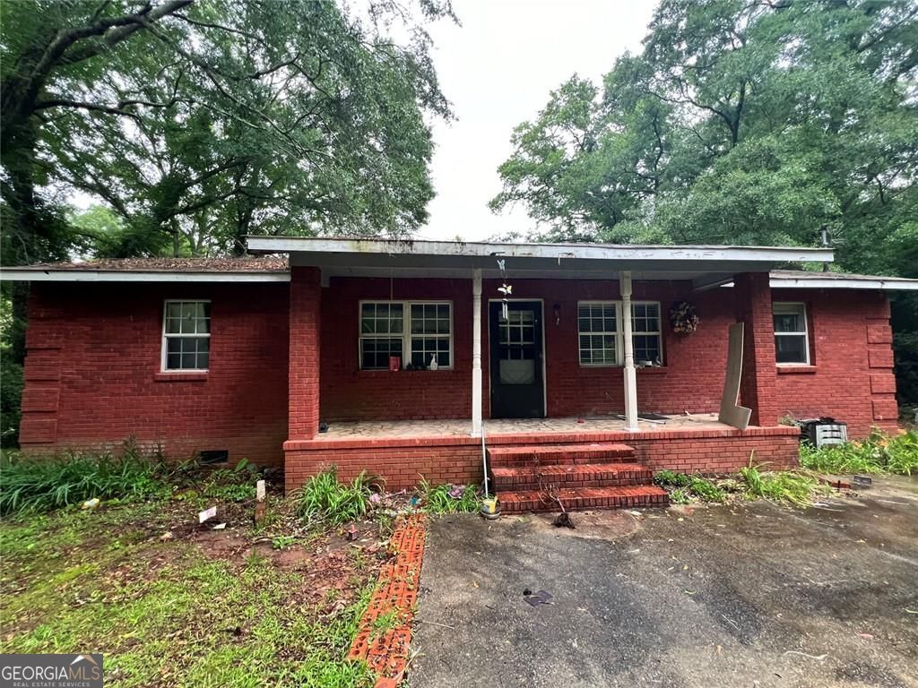 118 Meriwether Street, Grantville, GA 30220