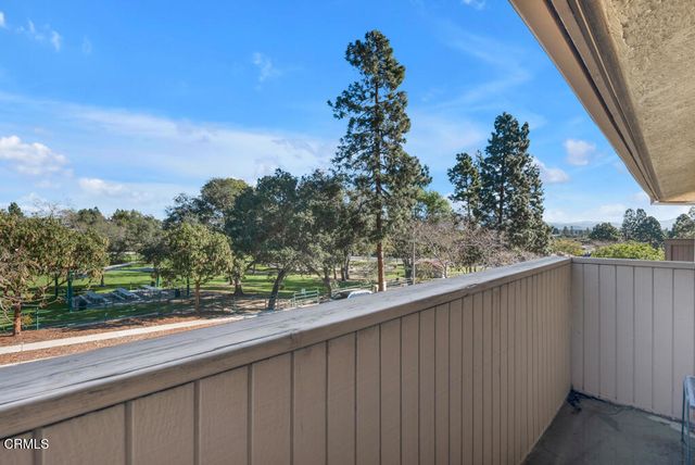 49 Paseo Esplendido, Camarillo, CA 93010