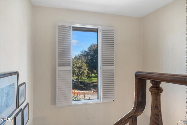 49 Paseo Esplendido, Camarillo, CA 93010