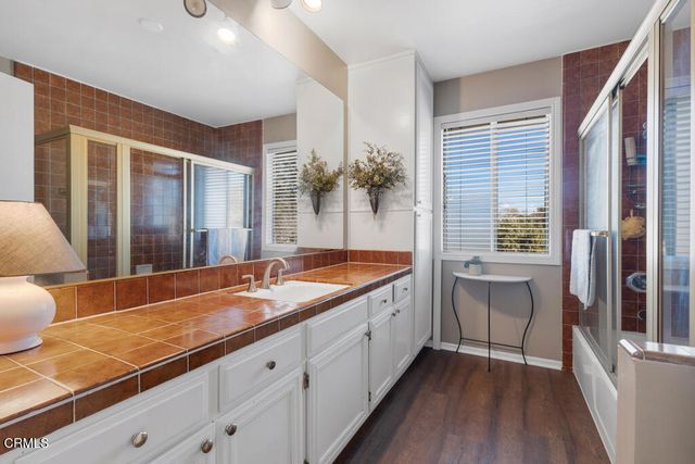 49 Paseo Esplendido, Camarillo, CA 93010