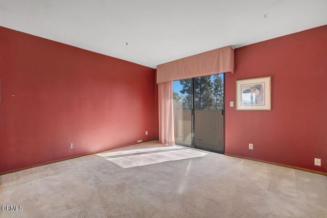 49 Paseo Esplendido, Camarillo, CA 93010