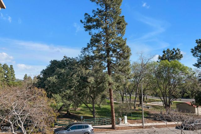 49 Paseo Esplendido, Camarillo, CA 93010