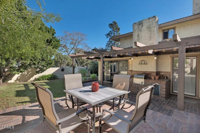 49 Paseo Esplendido, Camarillo, CA 93010