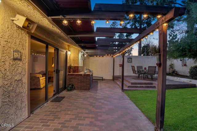 49 Paseo Esplendido, Camarillo, CA 93010