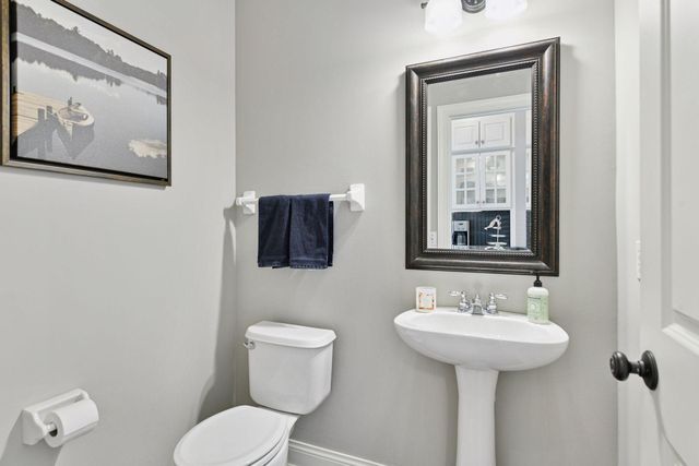 17641 Hyde Park Avenue, Lakeville, MN 55044