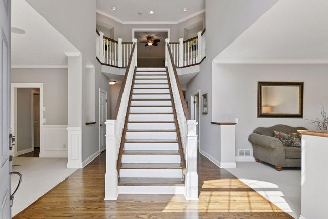 17641 Hyde Park Avenue, Lakeville, MN 55044