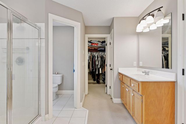 17641 Hyde Park Avenue, Lakeville, MN 55044