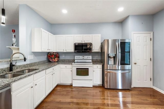 408 Heritage Park Trace, Kennesaw, GA 30144
