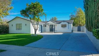 24306 Gilmore Street, West Hills (los Angeles), CA 91307