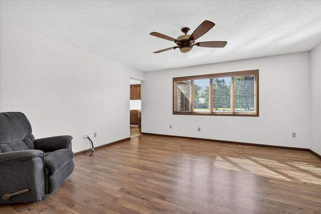 19348 180th Avenue NW, Big Lake Twp, MN 55309