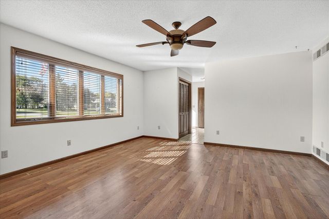 19348 180th Avenue NW, Big Lake Twp, MN 55309