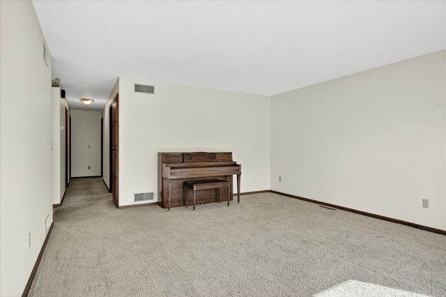 19348 180th Avenue NW, Big Lake Twp, MN 55309