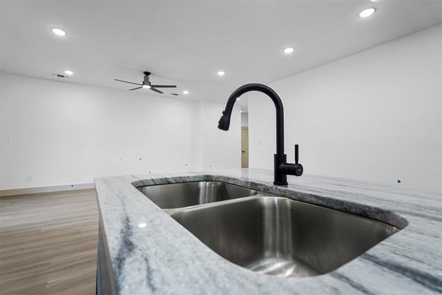 723 W Parnell, Denison, TX 75020
