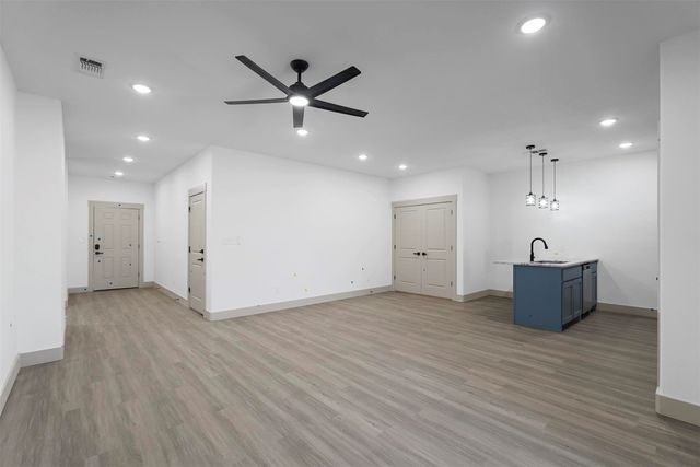 723 W Parnell, Denison, TX 75020