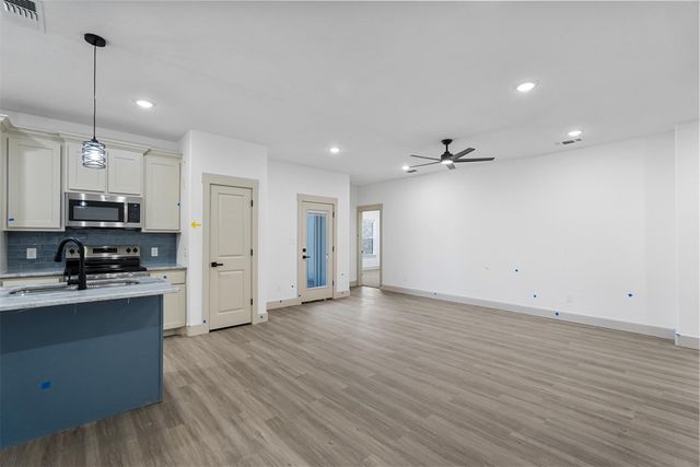 723 W Parnell, Denison, TX 75020