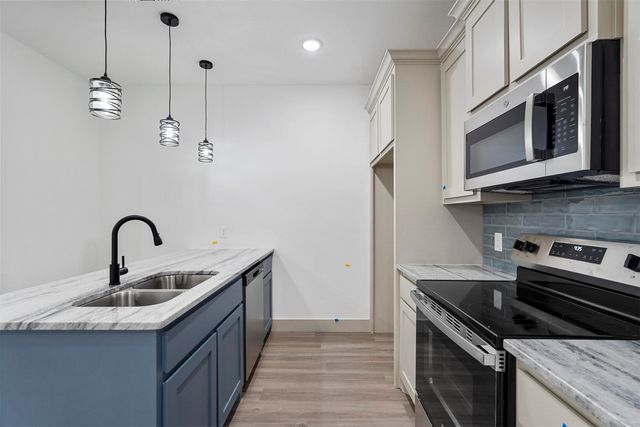 723 W Parnell, Denison, TX 75020