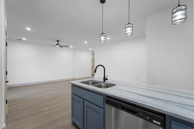 723 W Parnell, Denison, TX 75020