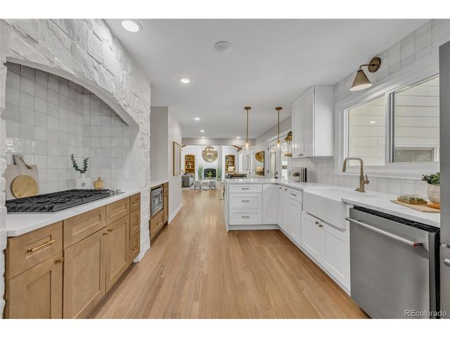 4189 S Oneida St, Denver, CO 80237